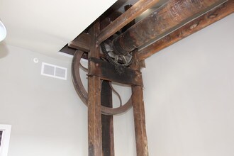 427 Brady St-Unit -4 in Davenport, IA - Building Photo - Building Photo