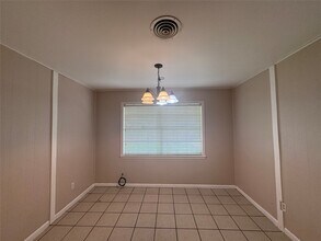 802 Hillside Dr in Brenham, TX - Building Photo - Building Photo