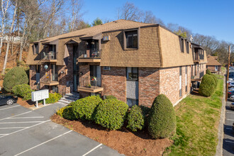 Riverbend Condominiums in Haverhill, MA - Building Photo - Building Photo