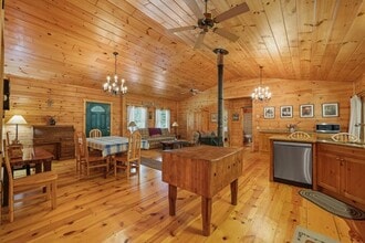 793 George Carter Rd in Becket, MA - Building Photo - Building Photo