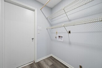 2835 Twin Knolls Dr in Humble, TX - Building Photo - Building Photo