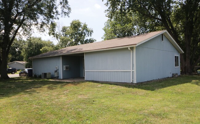 2409 Purcell's Mill in Manhattan, KS - Building Photo - Building Photo