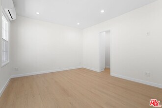 345 N Sycamore Ave in Los Angeles, CA - Building Photo - Building Photo