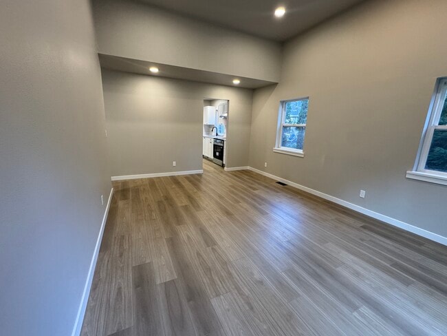 18208 56th St Ct E in Bonney Lake, WA - Building Photo - Building Photo