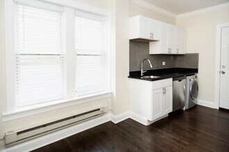 3829 N Greenview Ave in Chicago, IL - Foto de edificio - Building Photo