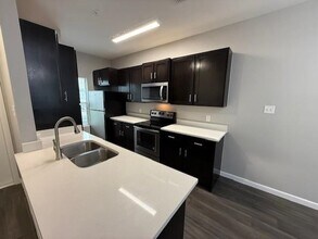 7209 Rocio Dr in Laredo, TX - Building Photo - Building Photo