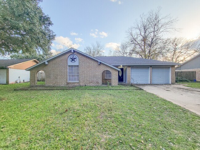 2024 Stones throw Dr in Bay City, TX - Building Photo - Building Photo