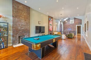 717 Lampton St in Louisville, KY - Building Photo