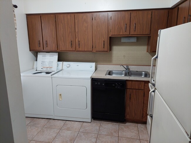 16 Gray Plz in Mechanicsburg, PA - Building Photo - Building Photo