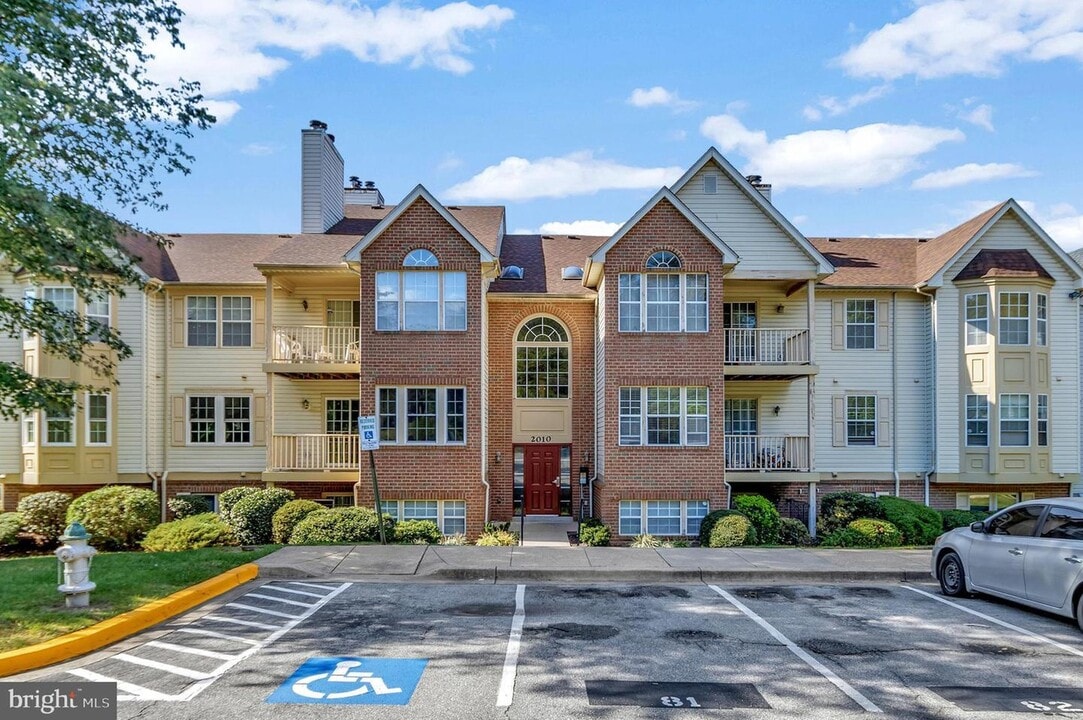 2010 Alice Ave, Unit 201 in Oxon Hill, MD - Building Photo