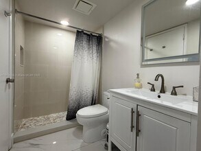 9015 SW 125th Ave in Miami, FL - Building Photo - Building Photo