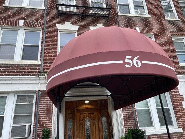 47 Park Vale Ave, Unit #1