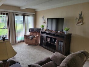 113 Golden Eye Dr, Unit B in Daytona Beach, FL - Building Photo - Building Photo