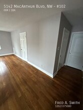 5142 MacArthur Blvd in Washington, DC - Foto de edificio - Building Photo