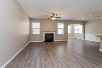 311 Upper Pheasant Ct in Ball Ground, GA - Foto de edificio - Building Photo