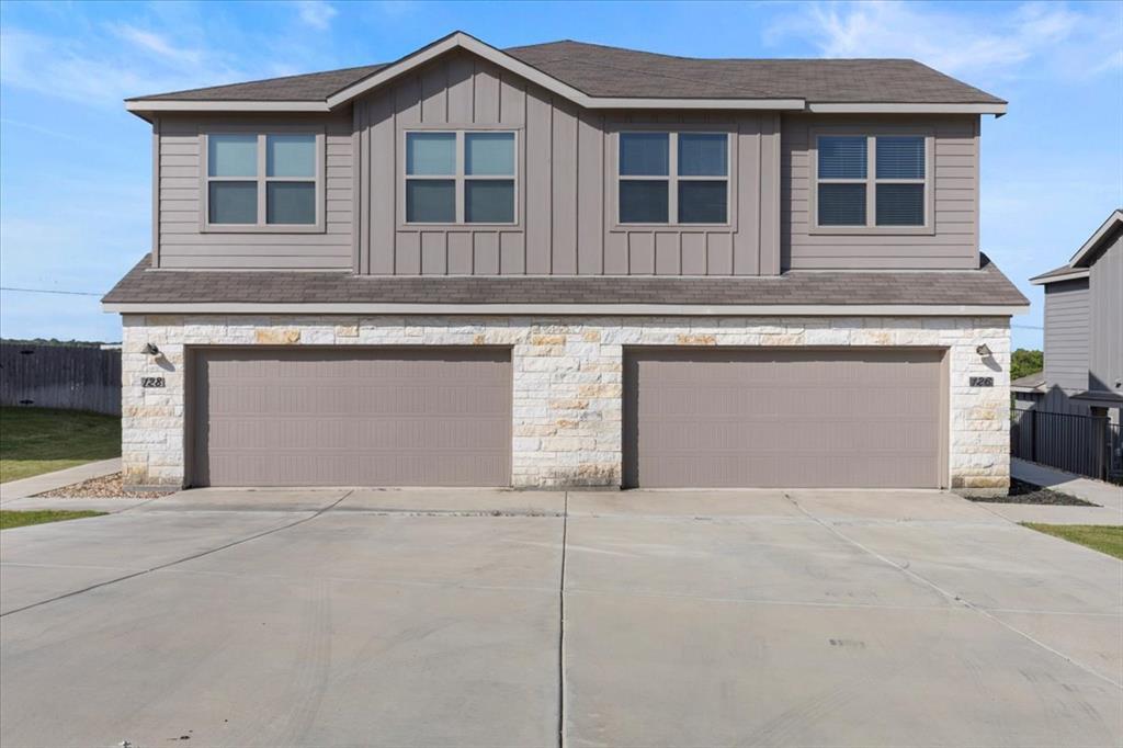 126-128 Dodge Rd in Georgetown, TX - Building Photo