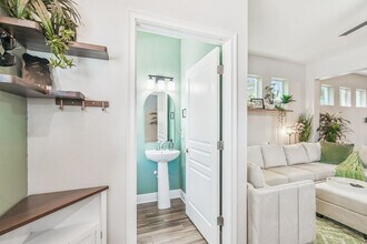 109 W Hollywood St in Tampa, FL - Building Photo - Building Photo