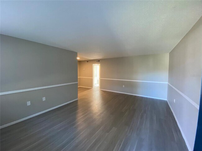 955 Knox McRae Dr in Titusville, FL - Building Photo - Building Photo