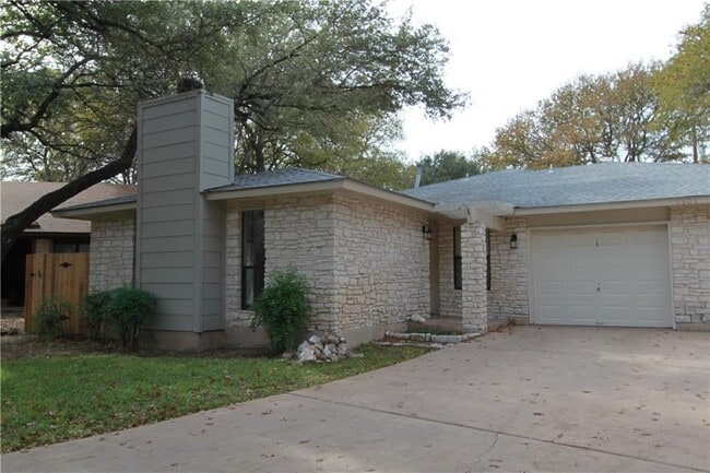 property at 6505 Columbia Oaks Ct