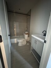 10 Hunting St, Unit 2 in Cambridge, MA - Building Photo - Building Photo