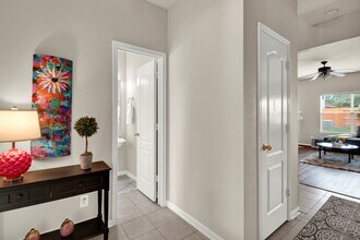 19103 Bressingham Dr in Tomball, TX - Foto de edificio - Building Photo