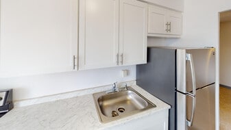 Lebanon Vue in Pittsburgh, PA - Building Photo