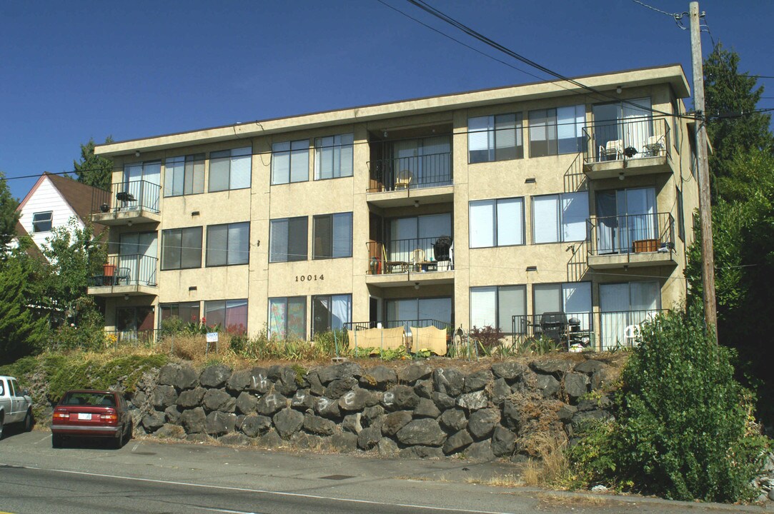 10014 Greenwood Ave N in Seattle, WA - Foto de edificio