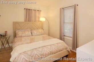 56 Market St, Unit #1 in Cambridge, MA - Building Photo - Building Photo