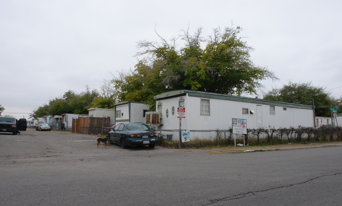 Suntrack Mobile Home Village in El Paso, TX - Building Photo