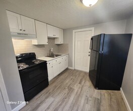 12319 N 9th St in Tampa, FL - Building Photo - Building Photo