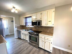 2719 Knob Ct in Clarksville, TN - Building Photo - Building Photo