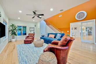 1185 Tamarack Ave in Carlsbad, CA - Building Photo - Building Photo