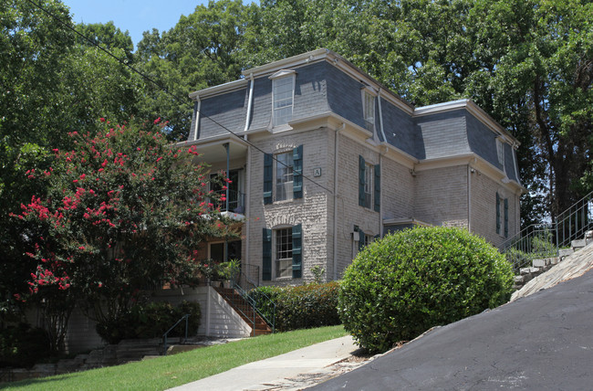 Clairmont Terrace Condominiums in Atlanta, GA - Building Photo - Building Photo