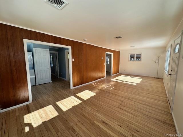 5 Pine St in Hampton Bays, NY - Building Photo - Building Photo