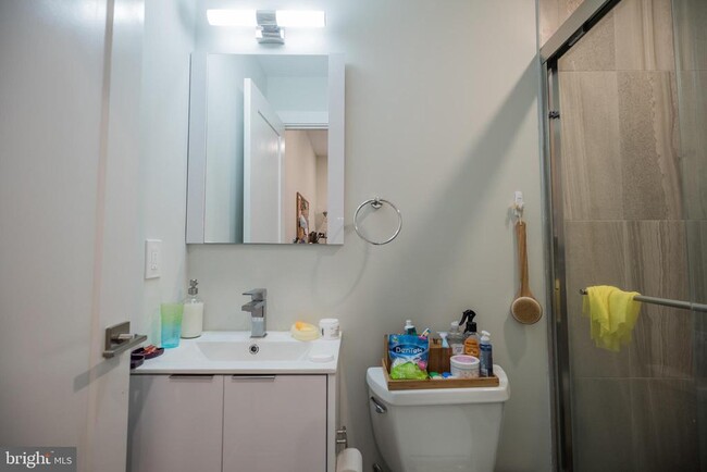 3720 Haverford Ave, Unit 2F in Philadelphia, PA - Building Photo - Building Photo