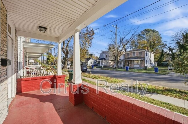 1027 27th St in Newport News, VA - Building Photo - Building Photo