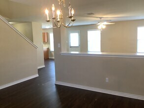 206 Pheasant Trl in Bastrop, TX - Building Photo - Building Photo