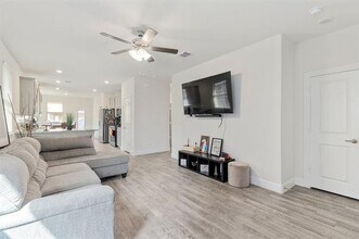 7028 Windmill St in Little Elm, TX - Building Photo - Building Photo