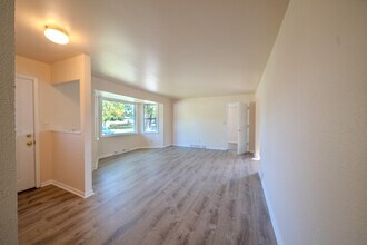 1857 Willow Rd in Twin Lakes, WI - Building Photo - Building Photo