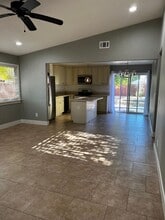 208 Holly St in Vallejo, CA - Building Photo - Building Photo