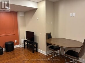 116 Jack Monkman Crescent in Markham, ON - Building Photo - Building Photo