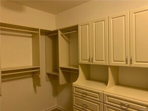 44 Whitford in Irvine, CA - Building Photo - Building Photo