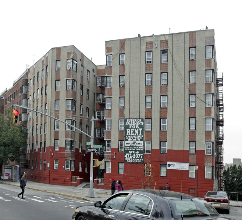 1791 Grand Concourse in Bronx, NY - Building Photo