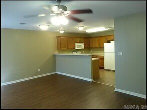 10800 Frenchmen Loop in North Little Rock, AR - Building Photo - Building Photo