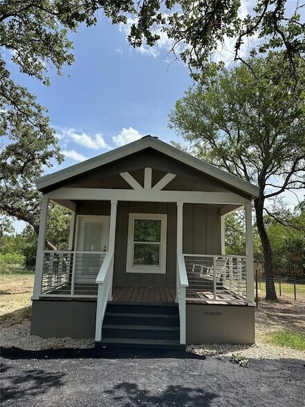 100 Tuck St in Cedar Creek, TX - Building Photo - Building Photo