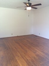 304 Vann St SW in Jacksonville, AL - Building Photo - Building Photo