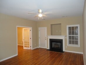 2488 Somerset Place Dr in Winston-Salem, NC - Building Photo - Building Photo