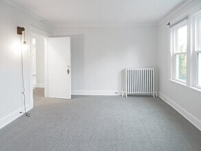 3035 Irving Ave S in Minneapolis, MN - Building Photo - Building Photo