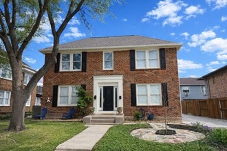 1632 Bonnie Brae St in Houston, TX - Building Photo - Building Photo