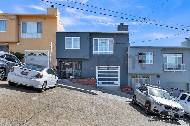 property at 1387 Goettingen St
